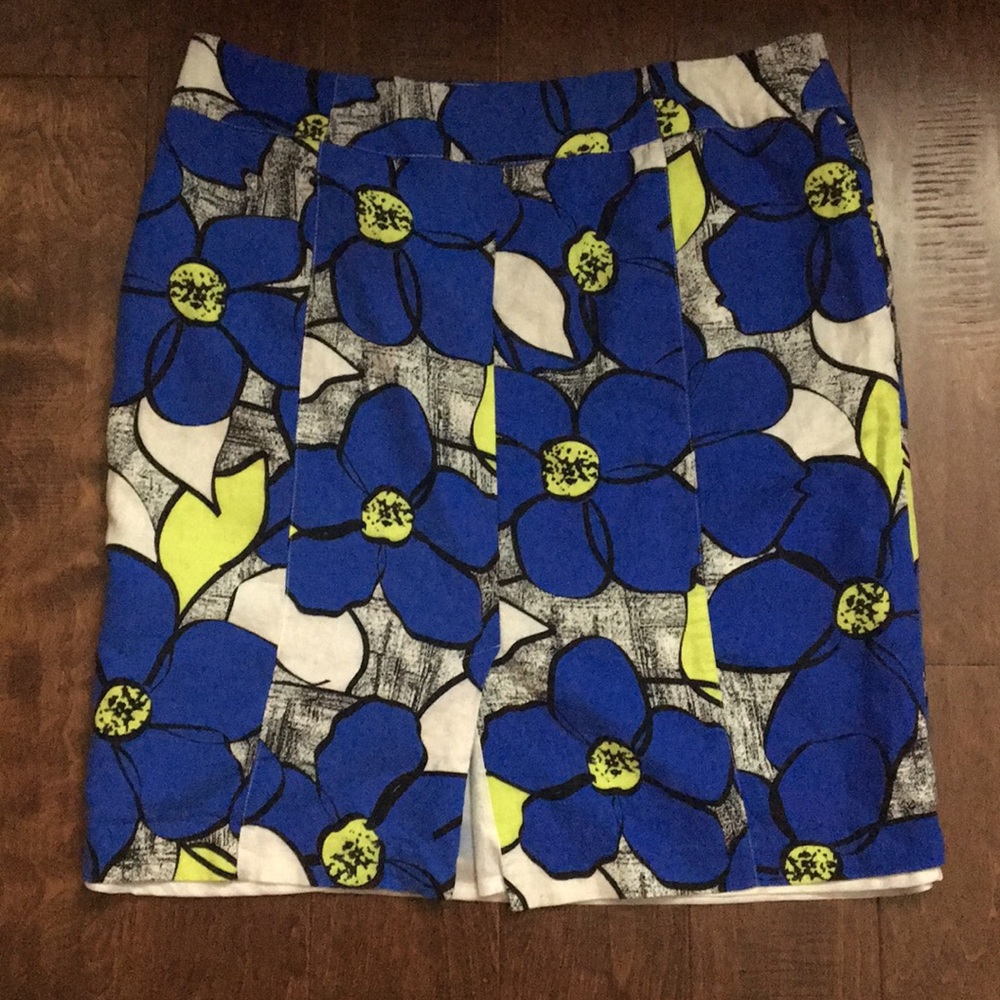 Floral skirt with pockets - Picture 5 of 5